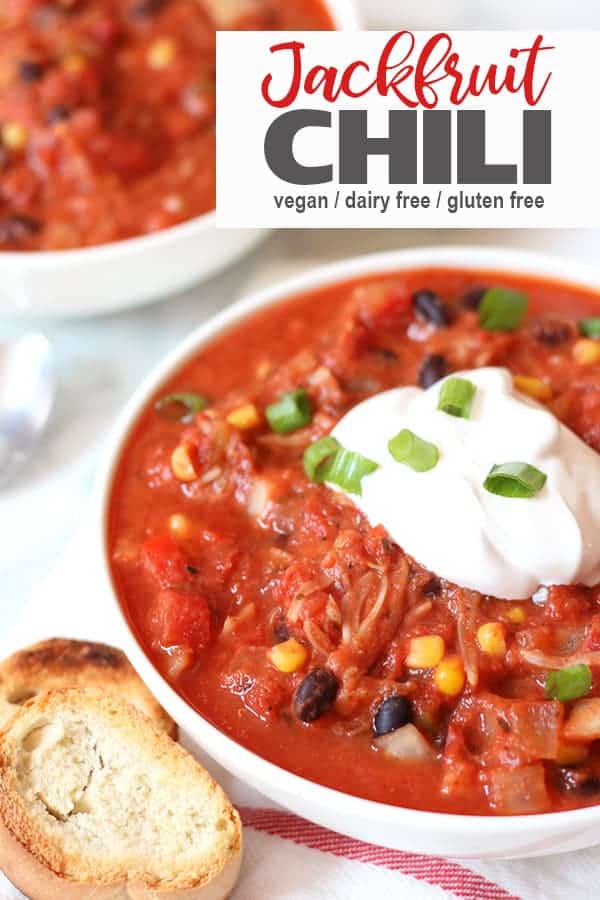 Jackfruit Chili | This vegan healthy Jackfruit Chili is slow cooked in a crockpot/slowcooker to bring out all the savory flavors. Canned jackfruit takes the place of pulled pork in this easy to make vegan chili recipe. It's the perfect cozy meal for cooler weather. #jackfruitchili #easyjackfruitrecipe #veganchili #jackfruitcrockpotrecipe #veganjackfruitchilirecipe #vnutrition #jackfruitveganrecipes
