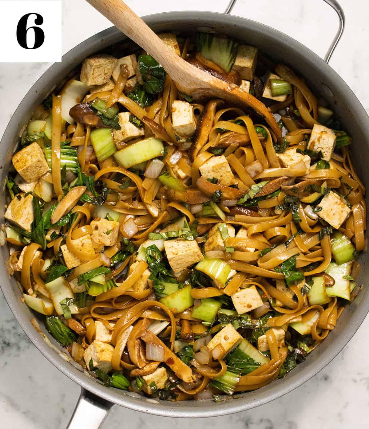 finished Thai Basil Noodles in large pan